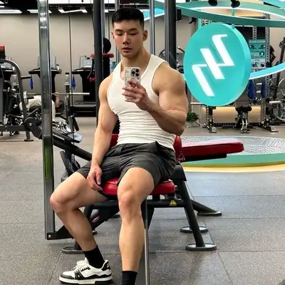 潘思
